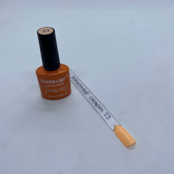 colección permeable charm limit 23 naranja