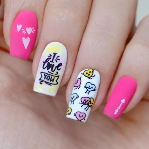 placa de stamping kiss me 67 pink mask