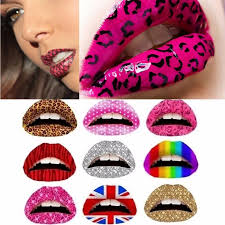 tatoo temporal labios