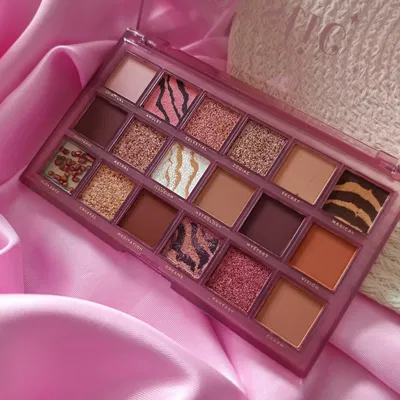 sombras mystic glow ruby rose