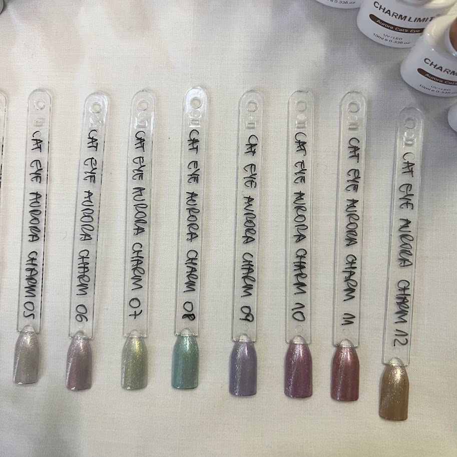 esmalte aurora cat eye charm limit