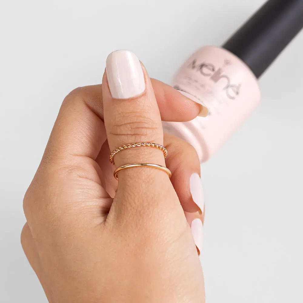 Elegant Nude Meline 117
